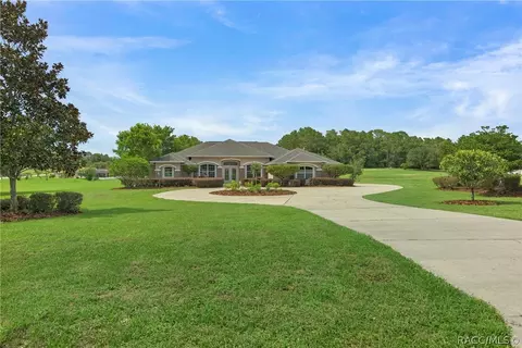 915 E Hartford St, Hernando, FL 34442 photo 1