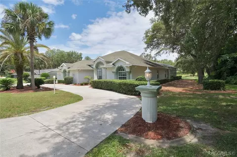 305 E Joplin Ct, Hernando, FL 34442 photo 2