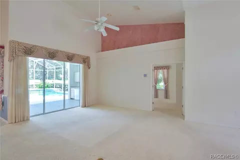 305 E Joplin Ct, Hernando, FL 34442 photo 9
