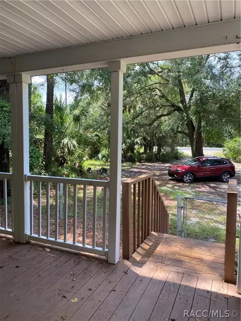 209 Hammock Rd, Inglis, FL 34449 photo 5