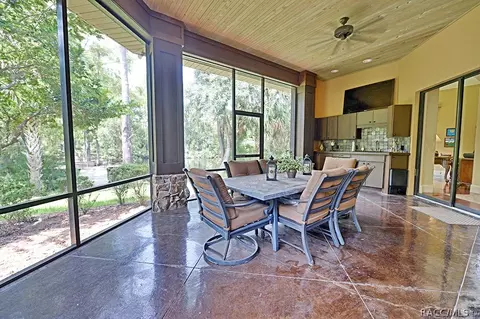 1093 E Withlacoochee Trl, Dunnellon, FL 34434 photo 42