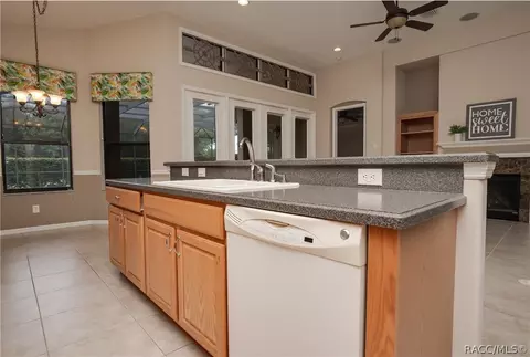 1375 W Crossview Way, Hernando, FL 34442 photo 8
