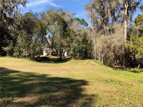2015 E Dearborn Dr, Hernando, FL 34442 photo 7