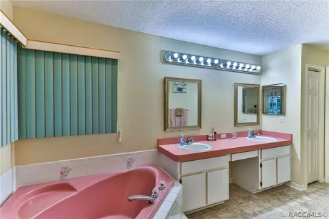 240 W Chase St, Hernando, FL 34442 photo 32