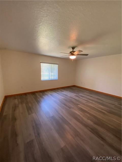 8111 SE 144th Pl, Inglis, FL 34449 photo 12