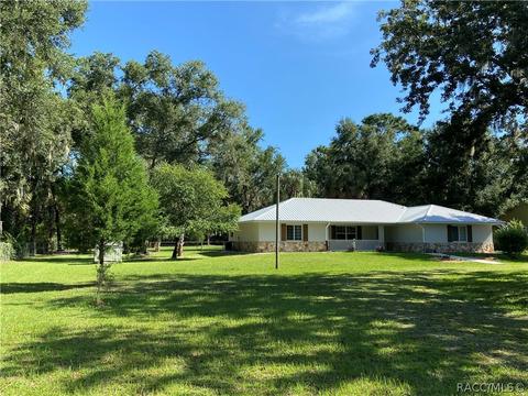 8111 SE 144th Pl, Inglis, FL 34449 photo 2