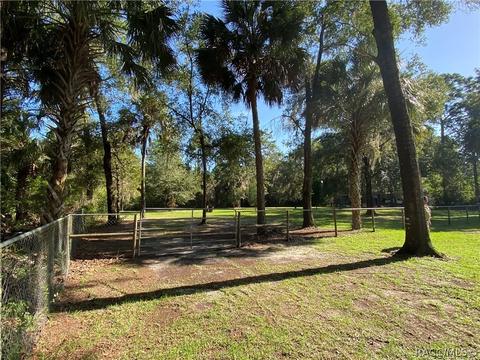 8111 SE 144th Pl, Inglis, FL 34449 photo 25