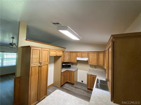 8111 SE 144th Pl, Inglis, FL 34449 photo 7