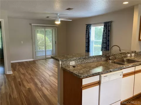 6319 W Glynborne Loop, Crystal River, FL 34429 photo 4