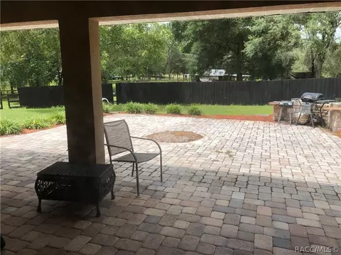 613 E Nicholas St, Hernando, FL 34442 photo 9