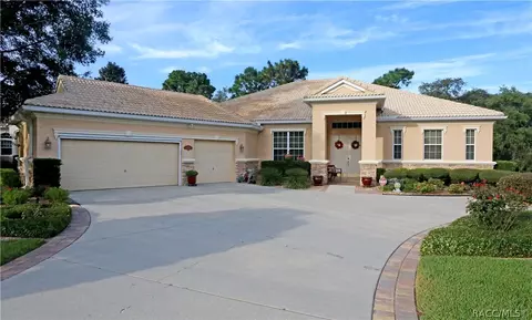 1987 N Eagle Chase Dr, Hernando, FL 34442 photo 1