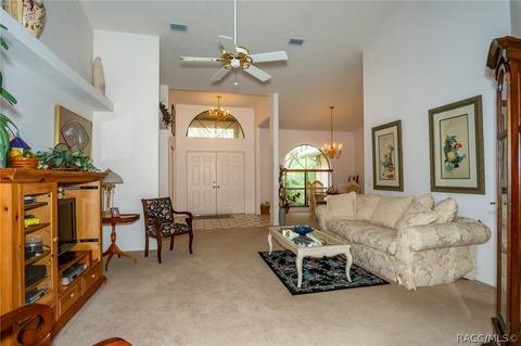 718 E Buckingham Dr, Lecanto, FL 34461 photo 5