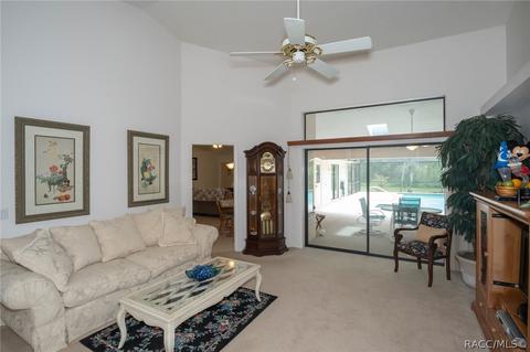 718 E Buckingham Dr, Lecanto, FL 34461 photo 3