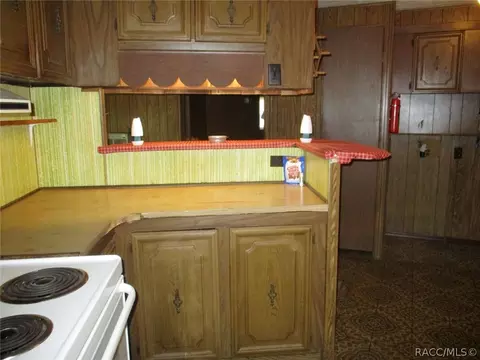 101 Park St, Inglis, FL 34449 photo 3