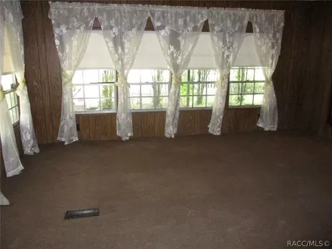 101 Park St, Inglis, FL 34449 photo 6