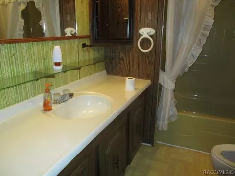 101 Park St, Inglis, FL 34449 photo 9