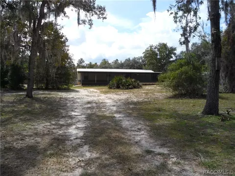 1030 E Winnetka St, Hernando, FL 34442 photo 4