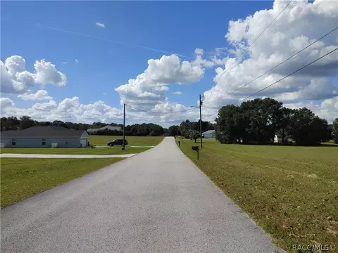 671 E Bismark St, Hernando, FL 34442 photo 7