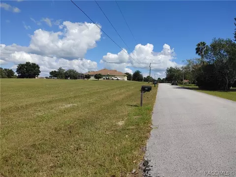 671 E Bismark St, Hernando, FL 34442 photo 11