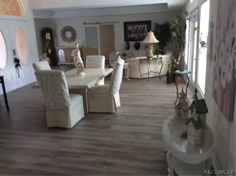396 E Ireland Ct, Hernando, FL 34442 photo 2