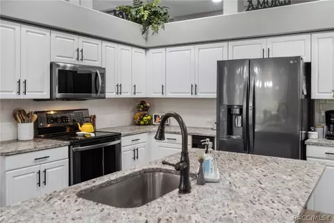 4044 N Pine Valley Loop, Lecanto, FL 34461 photo 14