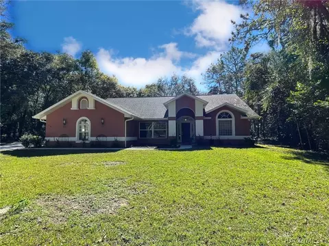538 W Keller St, Hernando, FL 34442 photo 3