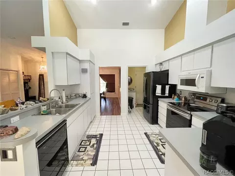 538 W Keller St, Hernando, FL 34442 photo 9