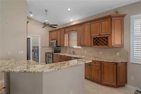 1064 W Diamond Shore Loop, Hernando, FL 34442 photo 21