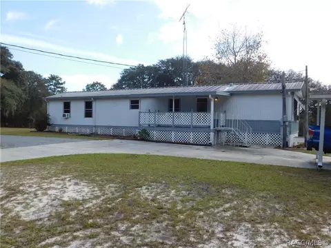 560 E Winnetka St, Hernando, FL 34442 photo 1