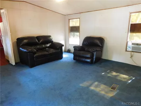 560 E Winnetka St, Hernando, FL 34442 photo 4