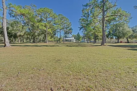 16620 SE 72nd Ct, Inglis, FL 34449 photo 3