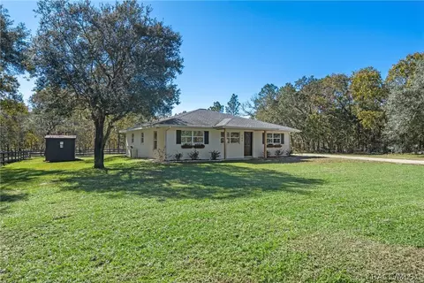 566 E Katie St, Hernando, FL 34442 photo 4