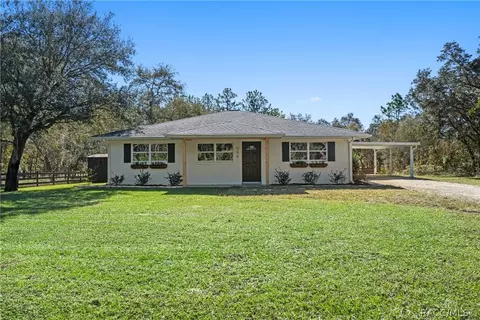 566 E Katie St, Hernando, FL 34442 photo 1
