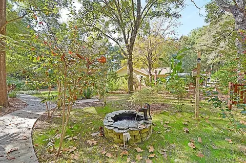 1075 W Legion Ct, Hernando, FL 34442 photo 13
