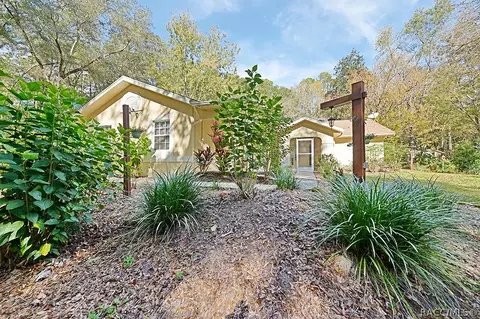 1075 W Legion Ct, Hernando, FL 34442 photo 4