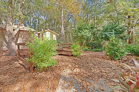 1075 W Legion Ct, Hernando, FL 34442 photo 15