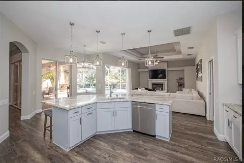 1237 N Man O War Dr, Hernando, FL 34442 photo 9