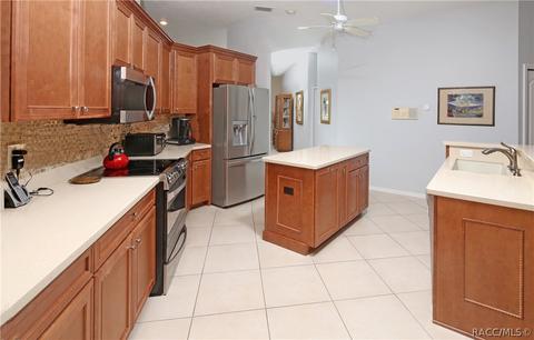 192 E Keller Ct, Hernando, FL 34442 photo 11