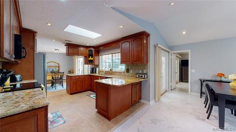 260 E Dakota Ct, Hernando, FL 34442 photo 13