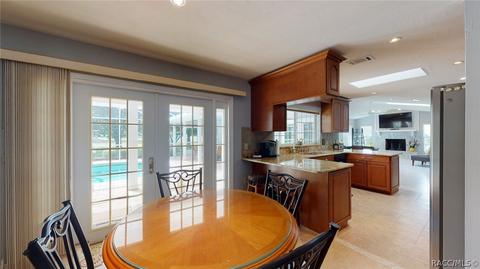 260 E Dakota Ct, Hernando, FL 34442 photo 9