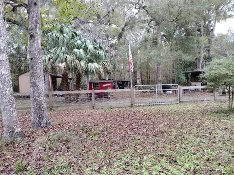 18030 SE 67th Ter, Inglis, FL 34449 photo 11