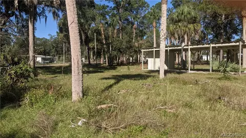 5651 SE 194 Ln, Inglis, FL 34449 photo 1