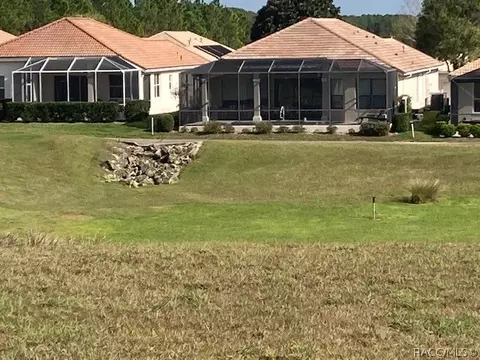 181 W Redsox Path, Hernando, FL 34442 photo 5