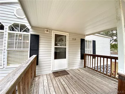 1257 E Cermak St, Hernando, FL 34442 photo 3