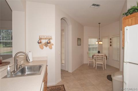 1602 W Spring Meadow Loop, Lecanto, FL 34461 photo 12