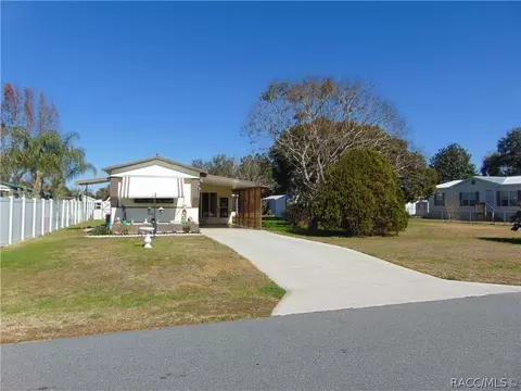 4215 E Alabama Ln, Hernando, FL 34442 photo 1