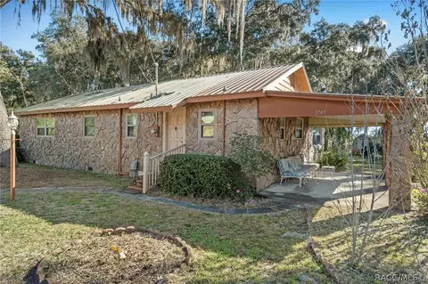 2747 N Lakefront Dr, Hernando, FL 34442 photo 3