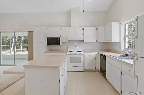 1761 E Cleveland St, Hernando, FL 34442 photo 13