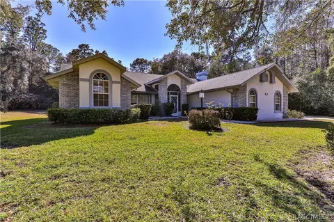 714 W Keller St, Hernando, FL 34442 photo 1