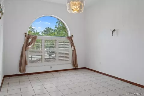 546 W Fenway Dr, Hernando, FL 34442 photo 5